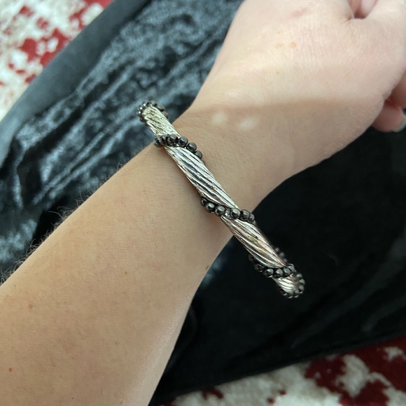 Silver Tone Twisted Wire and Black Bead Bangle - Picture 4 of 4
